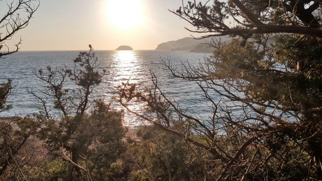 Limeri Traditional Guest House Monolithos  외부 사진
